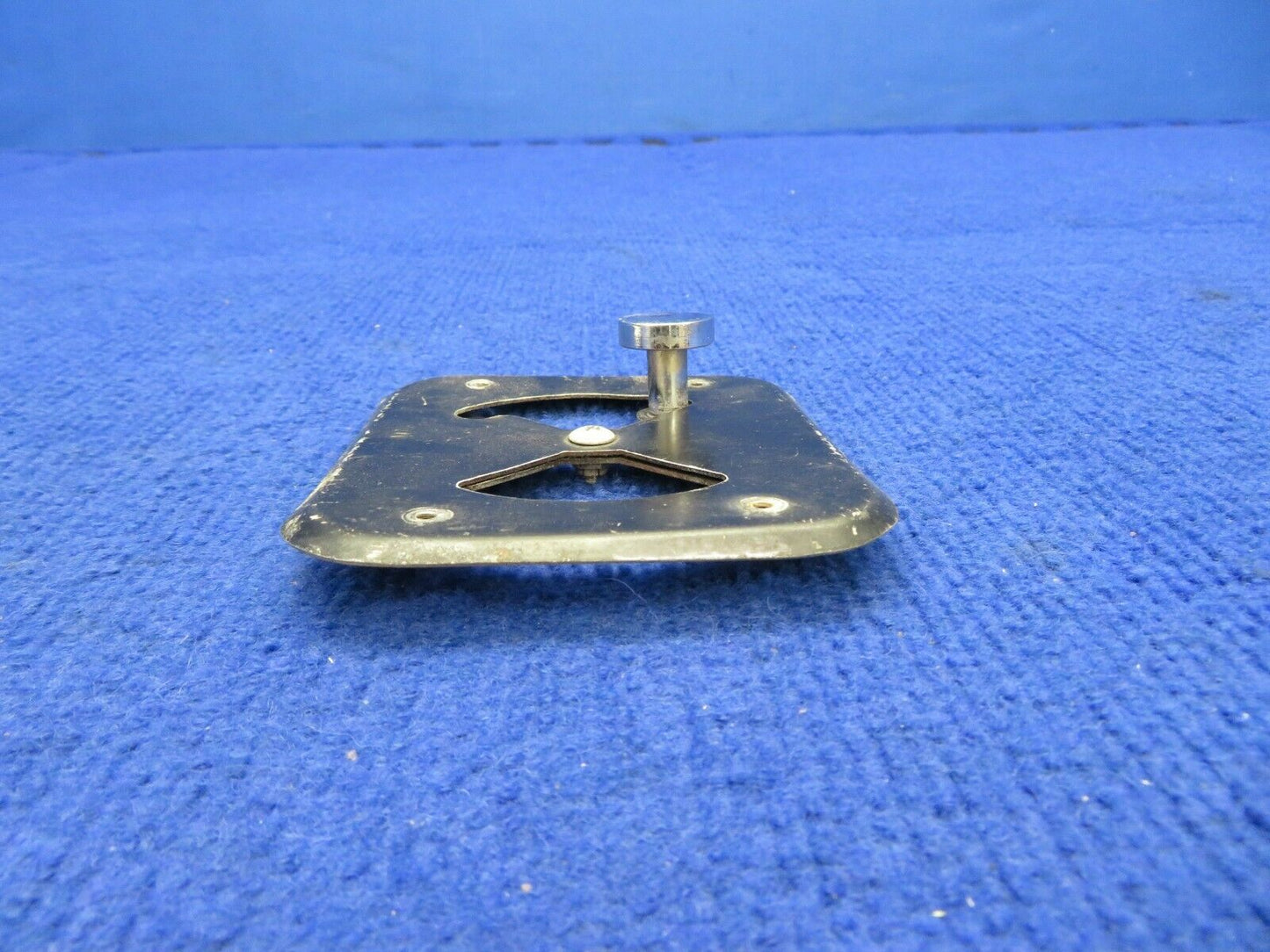 Cessna 310 Regulator Assy Rear Seat Air Outlet LOT OF 2 P/N 0813725-1 (0422-453)