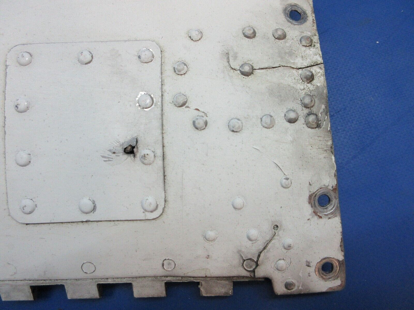 Cessna 401 Panel Assy LWR Cowl P/N 0851170-203 FOR PARTS (0523-592)