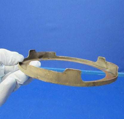 Cessna 172RG Landing Gear Light and Bracket P/N GE4594, 0452227-1 (0618-235)