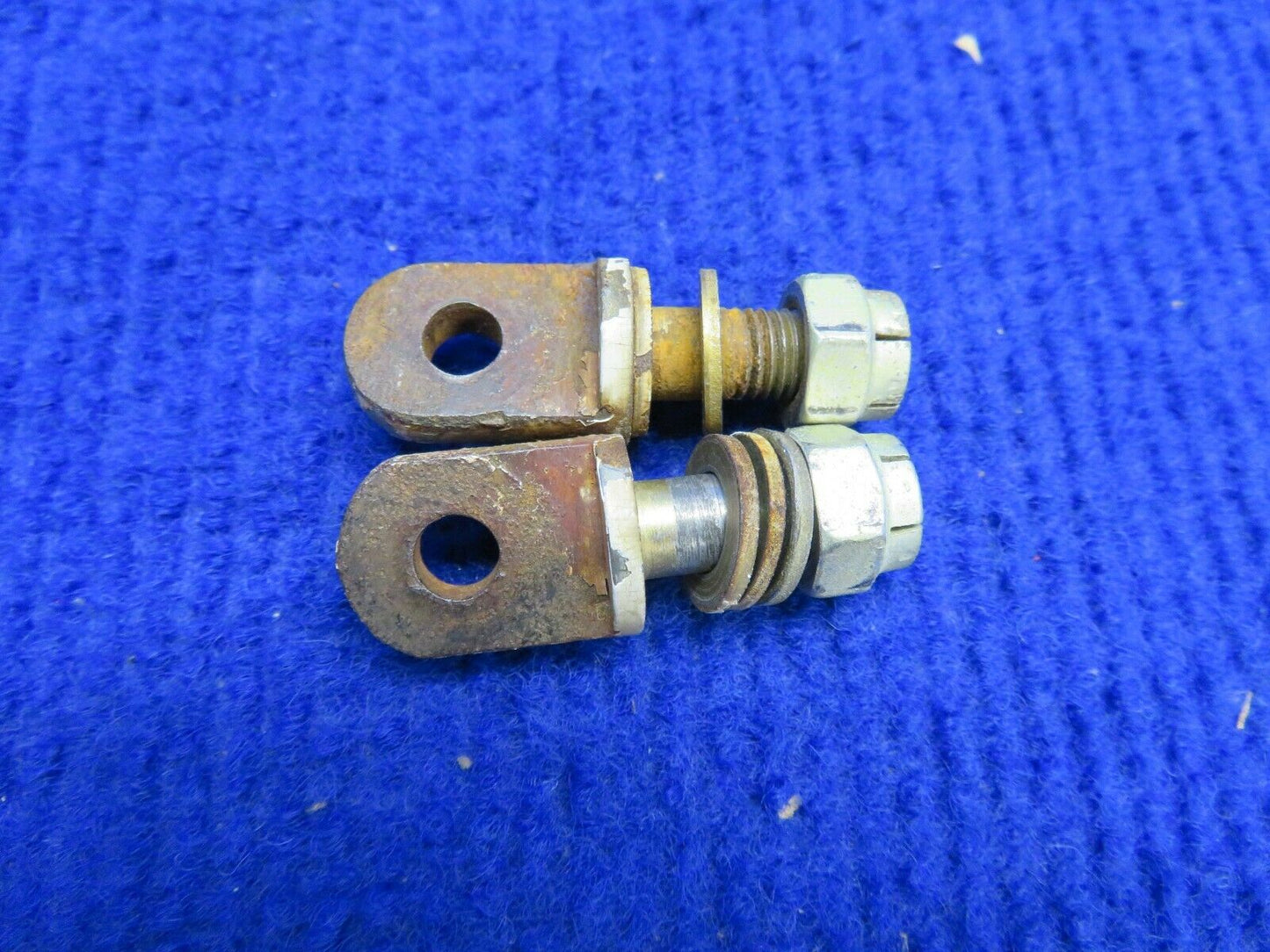 Piper Tomahawk PA-38-112 Plate Door Latch Striker w Pins P/N 77525-002 (0322-435