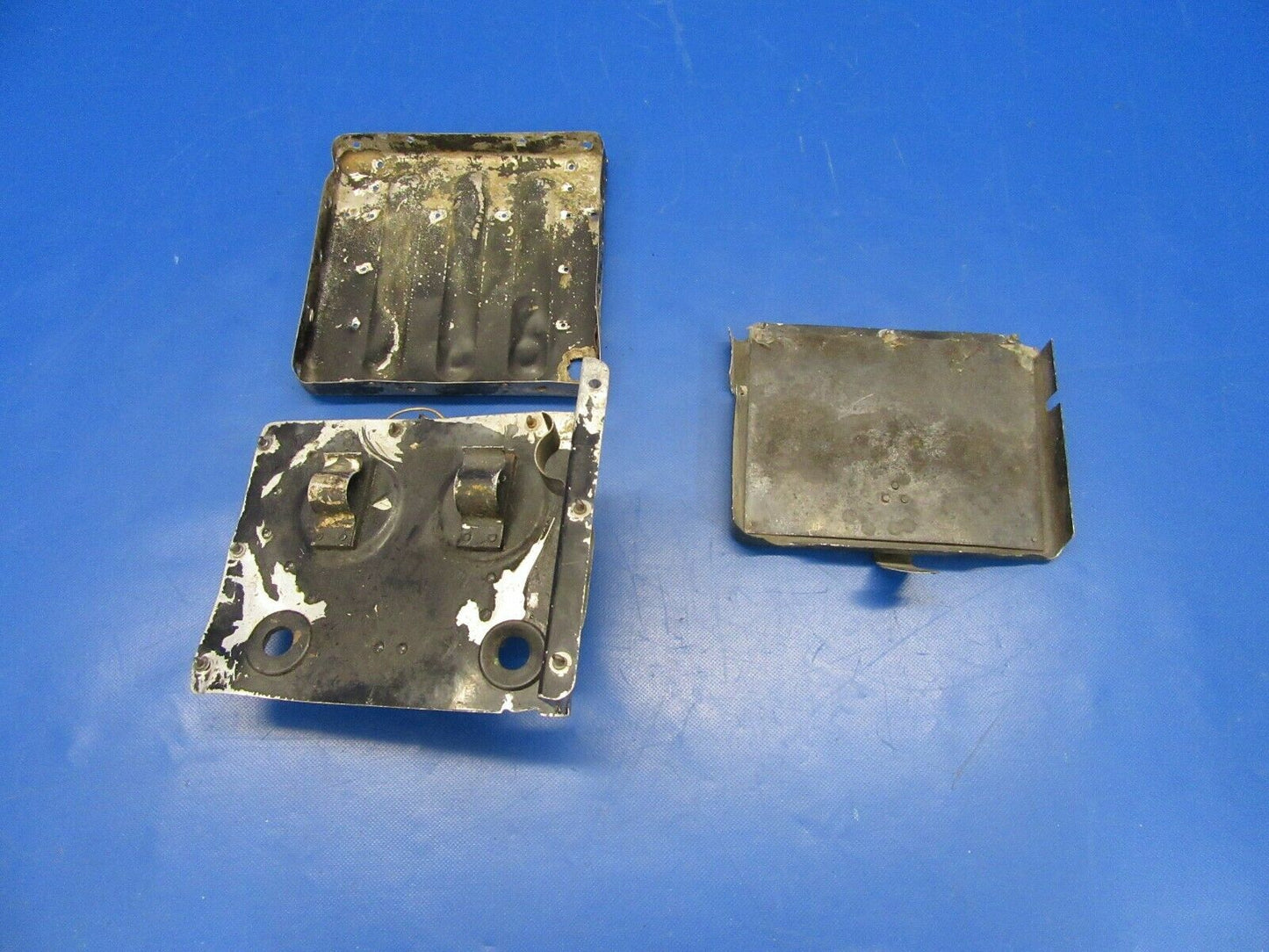Cessna P210N / 210 Battery Box Lid & Cover w/ Plug & Relay 1250952-7 (1019-116)