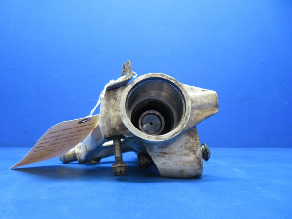 Piper PA-28R-180 LH Main Gear Trunnion P/N 67926-04 (1223-101)