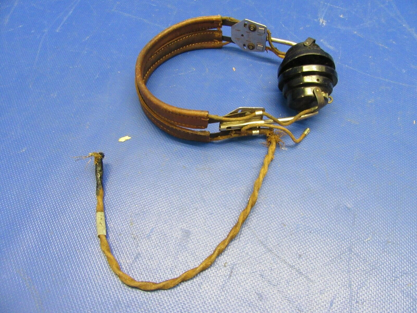 Vintage Aviation Headset WWII Era (LOT OF 3) PARTS or COLLECTIBLE (1021-451)