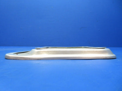 Beech C-35 Bonanza Dome Light & Radio Speaker Assy P/N 35-344140-602 (1023-229)