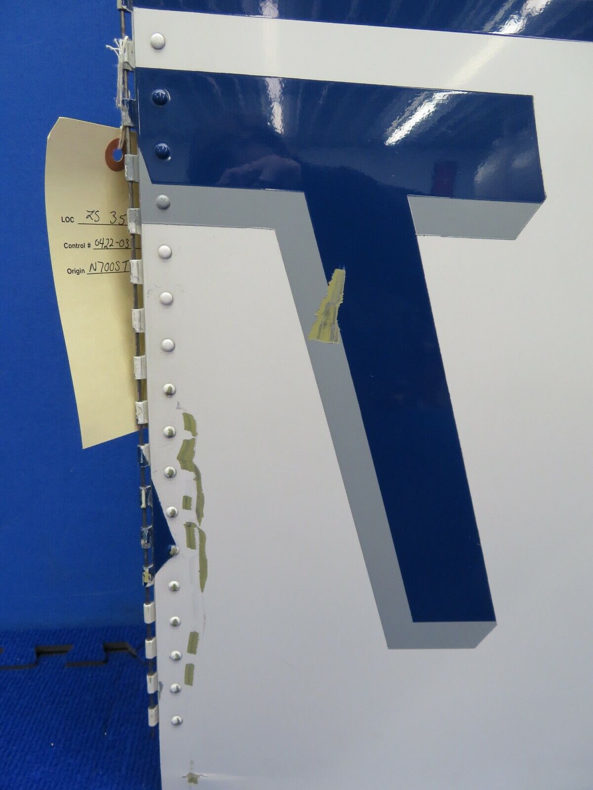 Beech 58 Baron AFT Utility Door Assy P/N 36-430011-423 Green Tint (0422-03)