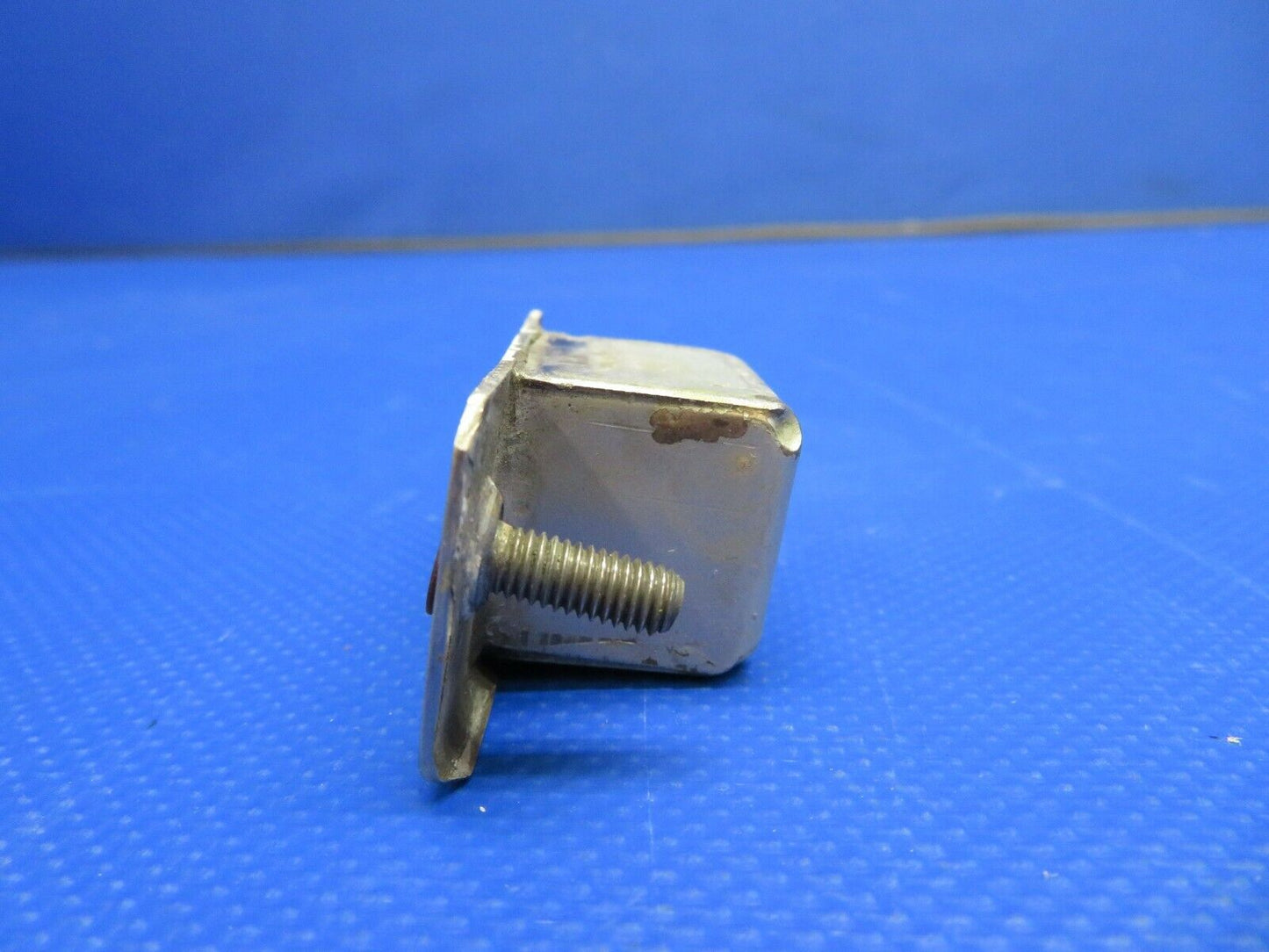 Beech N35 Bonanza Support Cabin Door Latch Upper P/N 35-410456-33 (0121-418)