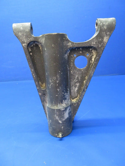 Beech Nose Landing Gear Strut / Brace Assy P/N 95-824005-3 (1122-458)
