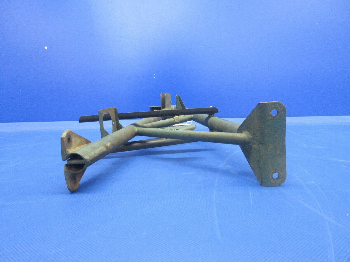 Piper PA24-260 Comanche Main Spar Center Support Assy P/N 22697-10 (0224-1055)