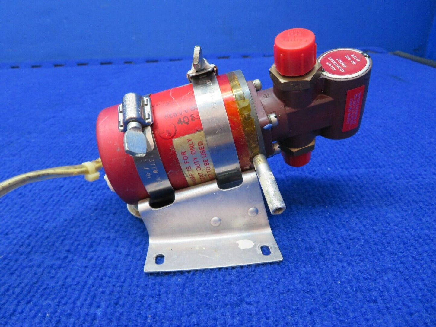 Cessna 210 / T210N Dukes Electric Fuel Boost Pump 28v P/N 1500-00-38 (0622-747)