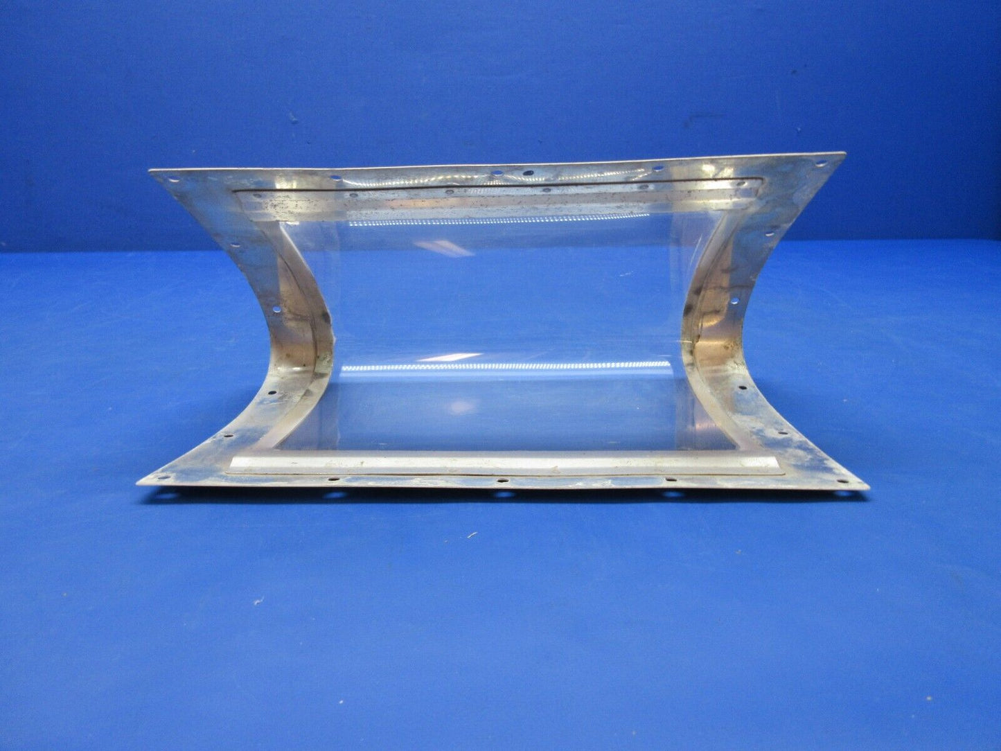Cessna 172 / 172H Landing Light Retainer And Lens Assy P/N 0523115 (1023-999)