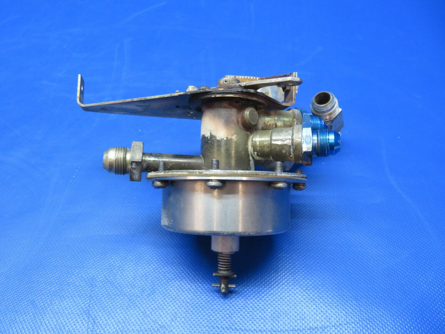 Cessna 401 / 401A RH Fuel Selector Valve Assy P/N 1H13-14 (0124-149)