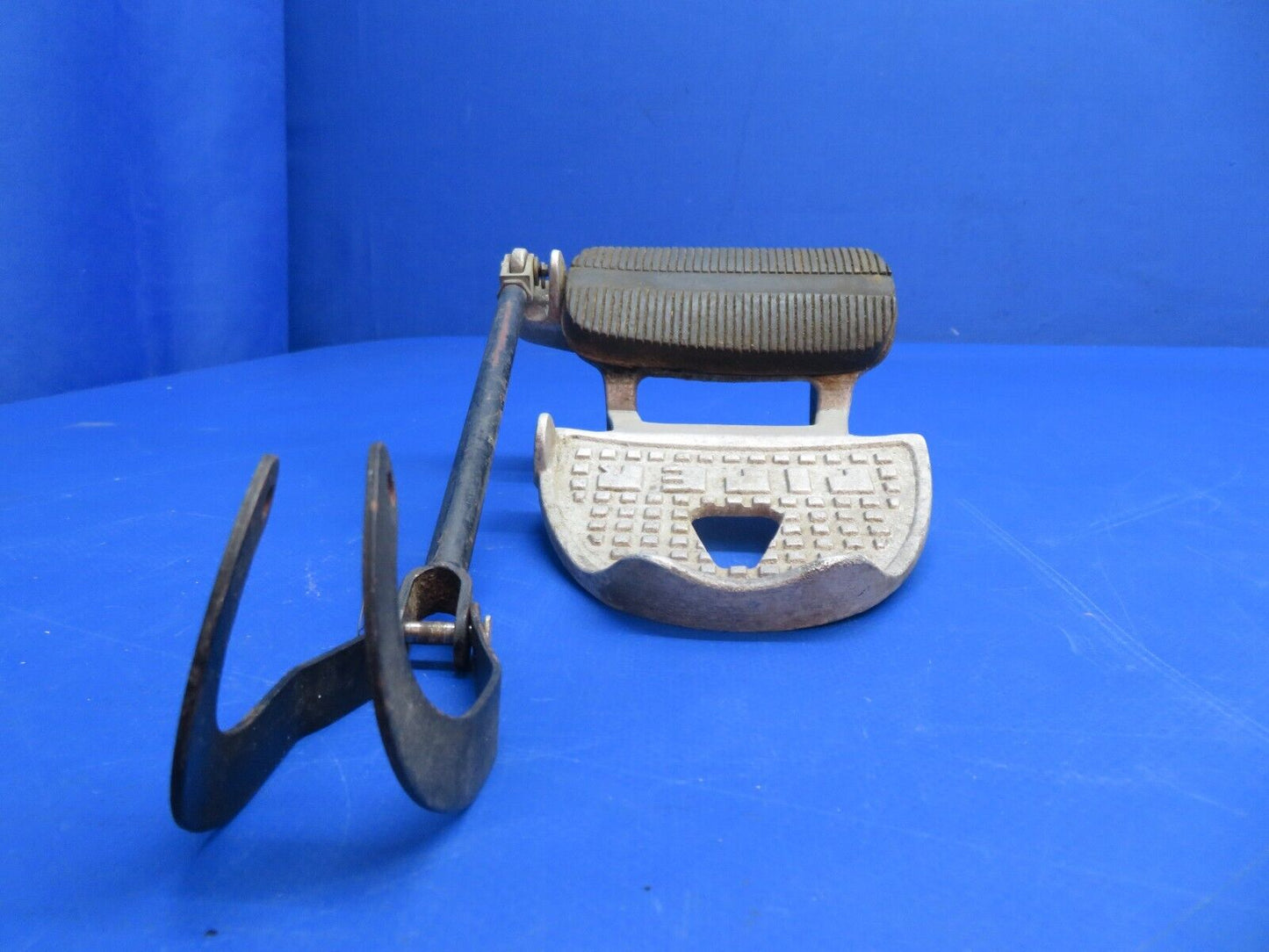 Piper Rudder Pedal Assy P/N 63418 (1122-531)