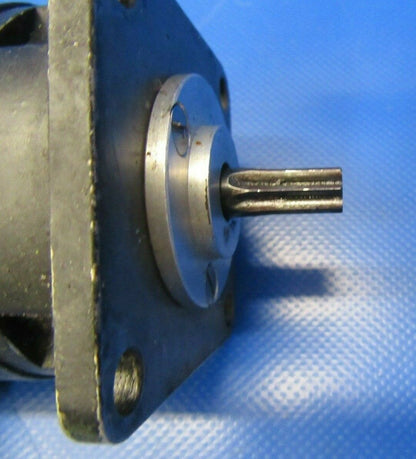 Cessna T310Q Electro-Mech Landing Gear Motor & Box 28V 9910002-3 (0819-342)