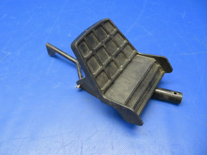 Cessna 210 / T210N Rudder Pedal Assy w/ Link P/N 0413578-1 (0921-136)