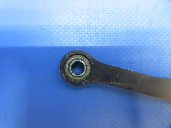 Diamond DA-42 Fuel Selector Rod Assy LH P/N D60-2827-31-00_2 (0623-770)