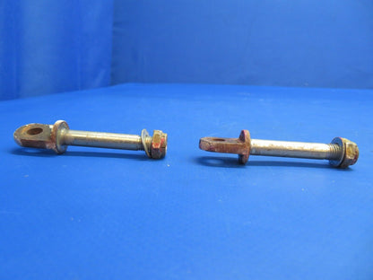 Piper PA-28-180 Cabin Door Pins & Strike Plates P/N 68353-00 LOT (0323-742)