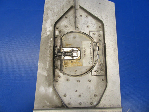 Beech Baron 58 Oil Filler Door P/N 50-939118-12 (0617-81)