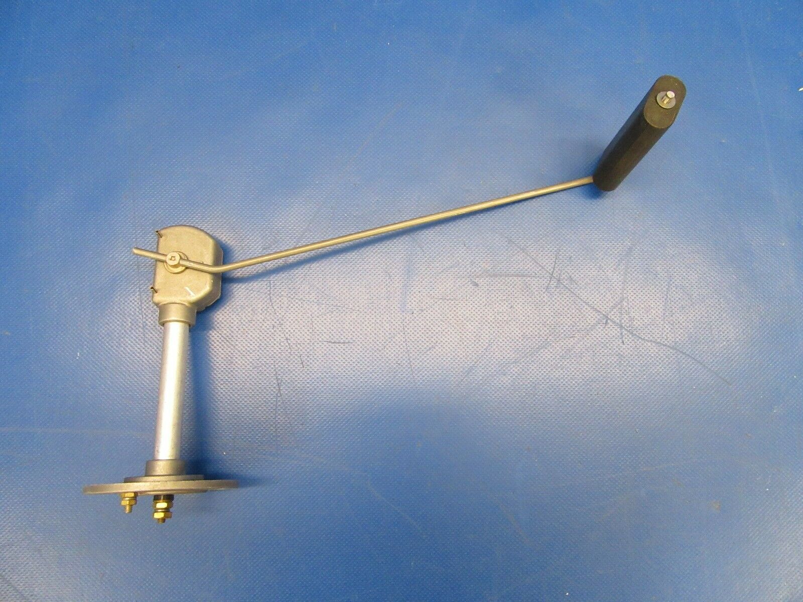 Rochester Fuel Sending Unit 7740-437-L97, 41228-203-005-003 NOS (0519-34)