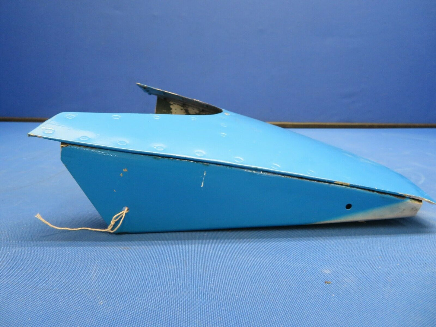 Cessna 210L RH Cowl Flap Door Assy P/N 1213261-204 (0820-519)