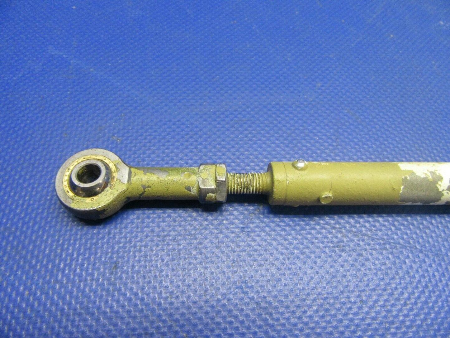 Cessna 210 / P210N Rod Aileron P/N 1221113-4 (0821-594)
