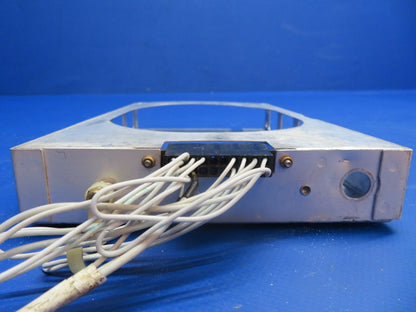 King KY 196 COMM Transceiver w/Tray P/N 064-1019 CORE (1122-580)