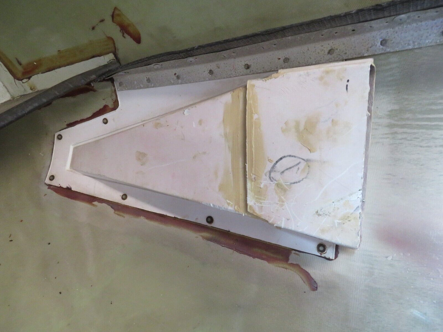 Beech 95-B55 Baron Nose Cone Assy P/N 58-410015-5 (0623-106)