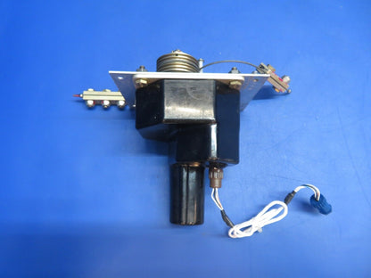Piper PA-34-200T Edo-Aire Mitchell Pitch Servo P/N 1C508-1-487P (0223-917)