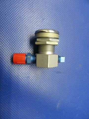 Cessna 210 / T210N Valve Oxygen Outlet P/N C166006-0109 (0321-467)