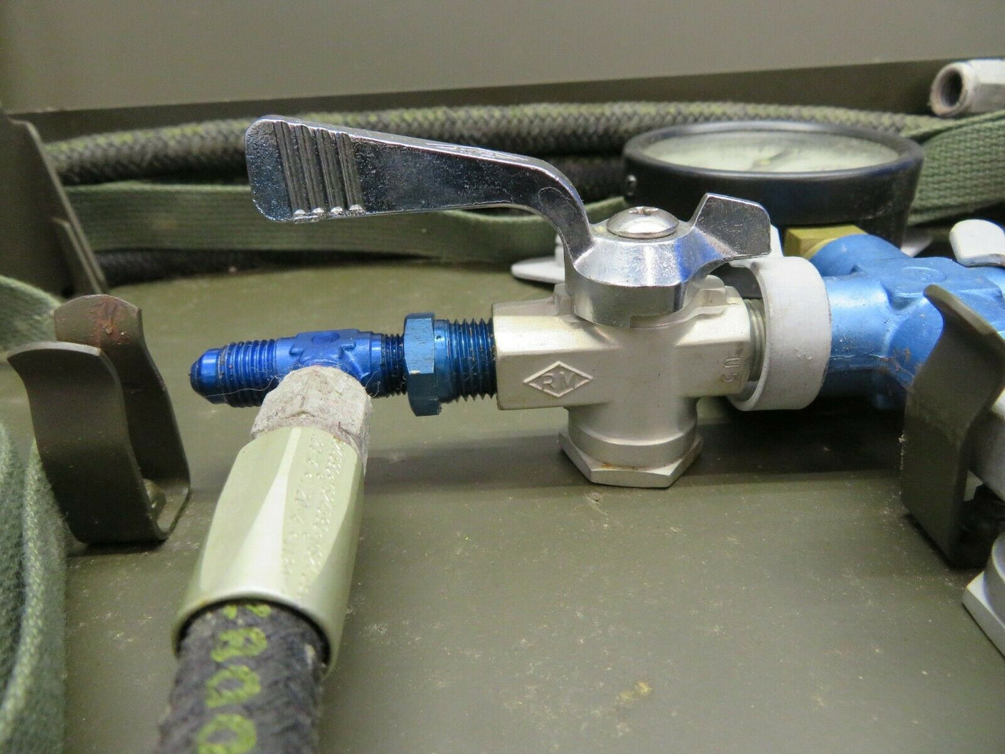 Gayston Bleed & Pressure Gauge Model 1366 MFG June 1965 (0720-892)