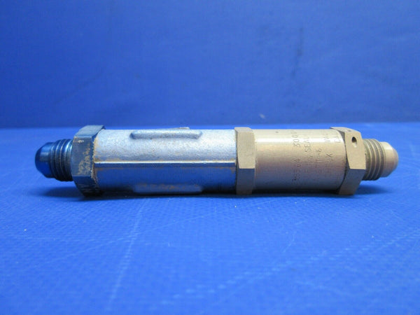 Cessna 401 Fuel Check Valve P/N 249A-6TT-6 (1023-753)