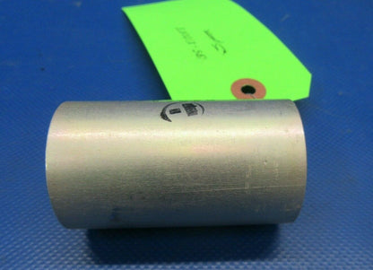 Beech Baron 95-B55 Spacer Landing Gear Actuator 35-810088 (0319-241)