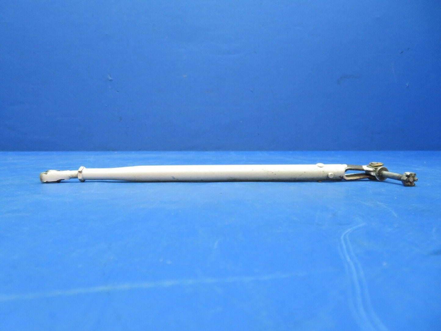 Cessna 310 / 310I Nose Gear Door Link Assy P/N 0813300-53 (0923-700)