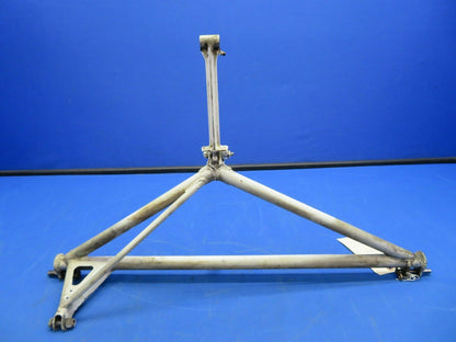 Beech Bonanza G35 Brace Main Landing Gear Retract RH 35-815102-1 (1120-03)