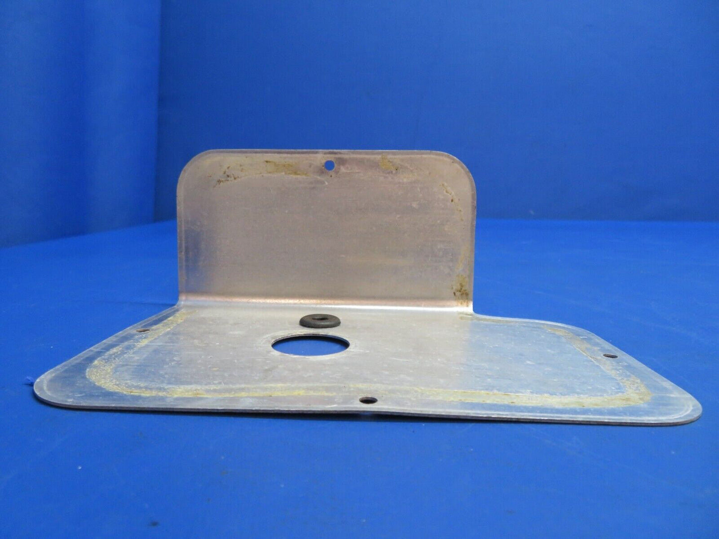 Piper PA-34-200T Seneca II Cover Heater Fuel System Pump P/N 37167-23 (0323-578)