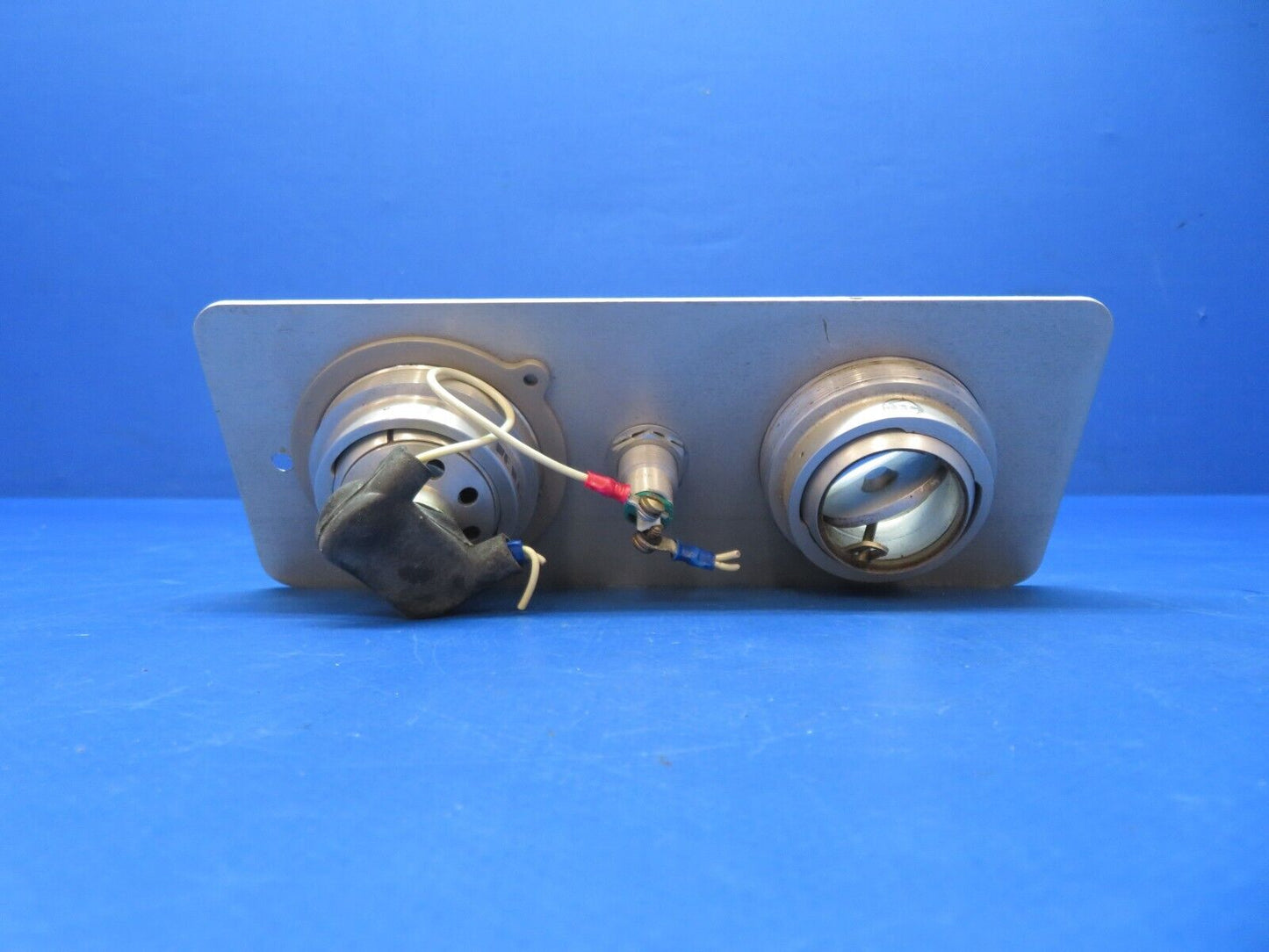 Beech 95-B55 Baron Wemac Light & Vent Assy Plate P/N 2515, 2565 (0623-351)