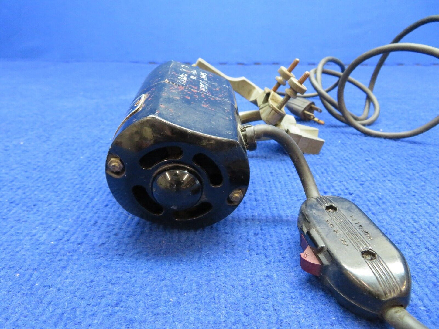 Braintree Tool Under Cutter 110V w/ Universal Motor model AT-1 (0622-934)