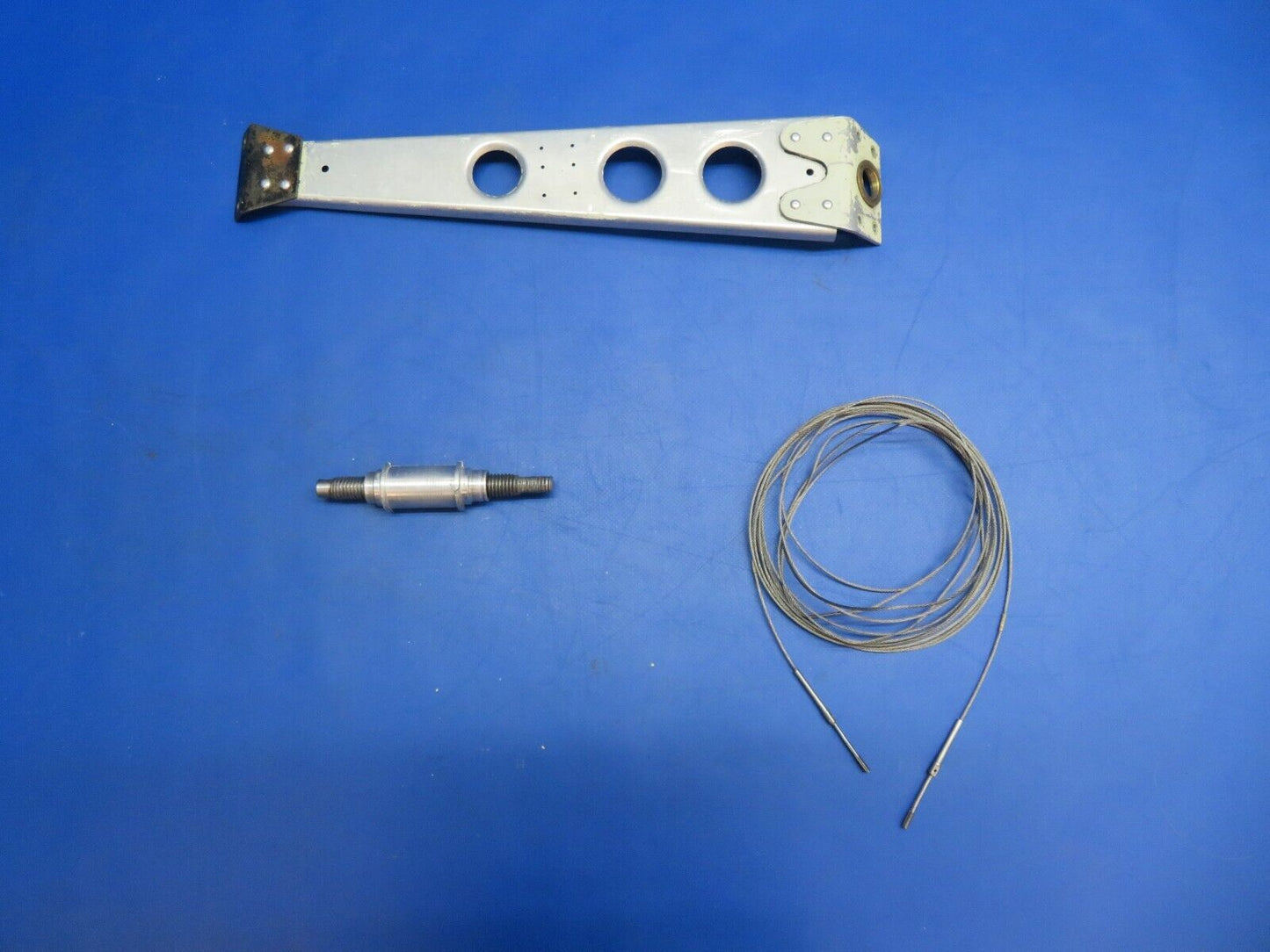 Piper PA-28R-201T Rib Stabilator Trim w/ Barrel & Cable P/N 65245-00 (1122-707)
