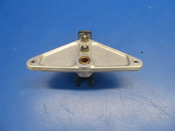 Piper PA-34-200T Seneca II Steering Arm & Channel 95395-00, 95395-000 (1119-130)