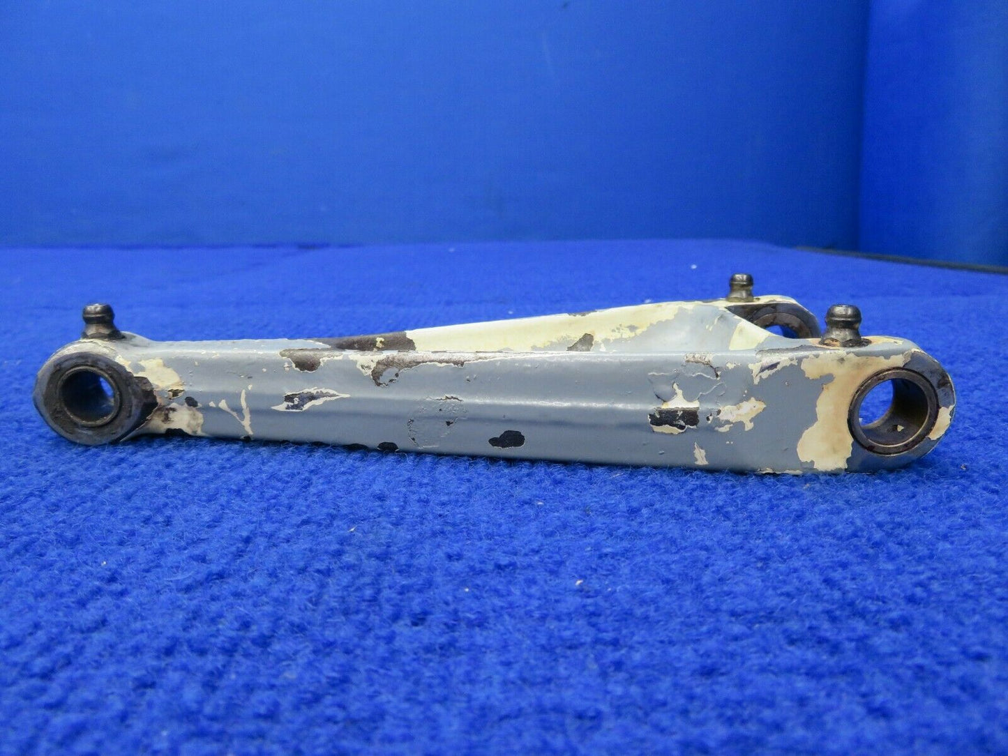 Cessna 310 / 310R Main Gear Torque Link Upper RH P/N 5141005-8 (0422-36)