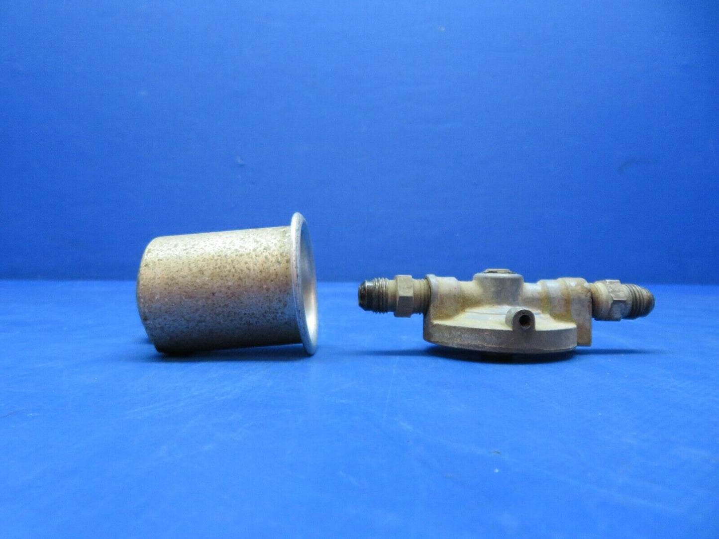 Piper PA-28R-180 Fuel Strainer Gascolator P/N 63479-00 (1123-455)