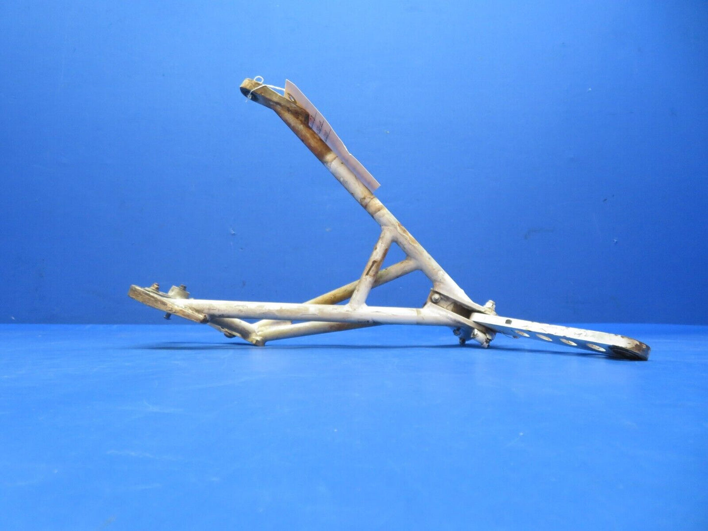 Cessna 310 / 310Q Nose Gear Drag Brace Truss Assy P/N 5042002-1 (0823-695)