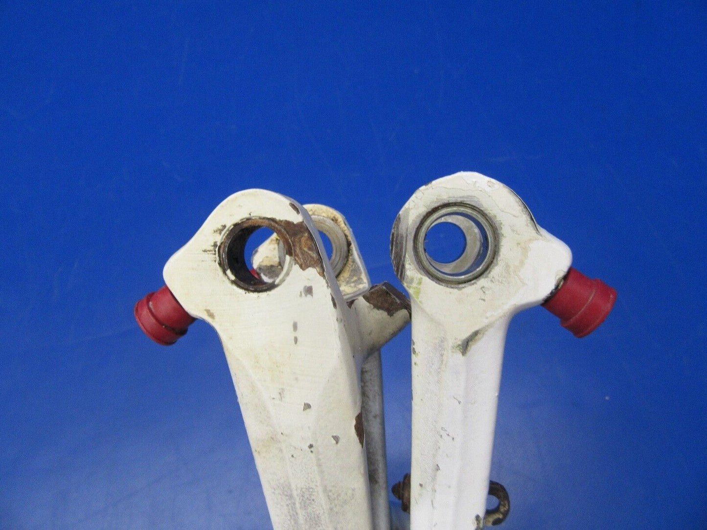 Beech Baron B-58 Torque Knee Upper & Lower P/N 35-815077-10 (0618-258)