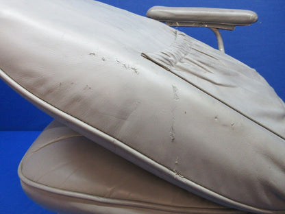 Cessna 401 / 401A LH FWD Facing AFT Passenger Seat P/N 5014000-17 (1223-1492)