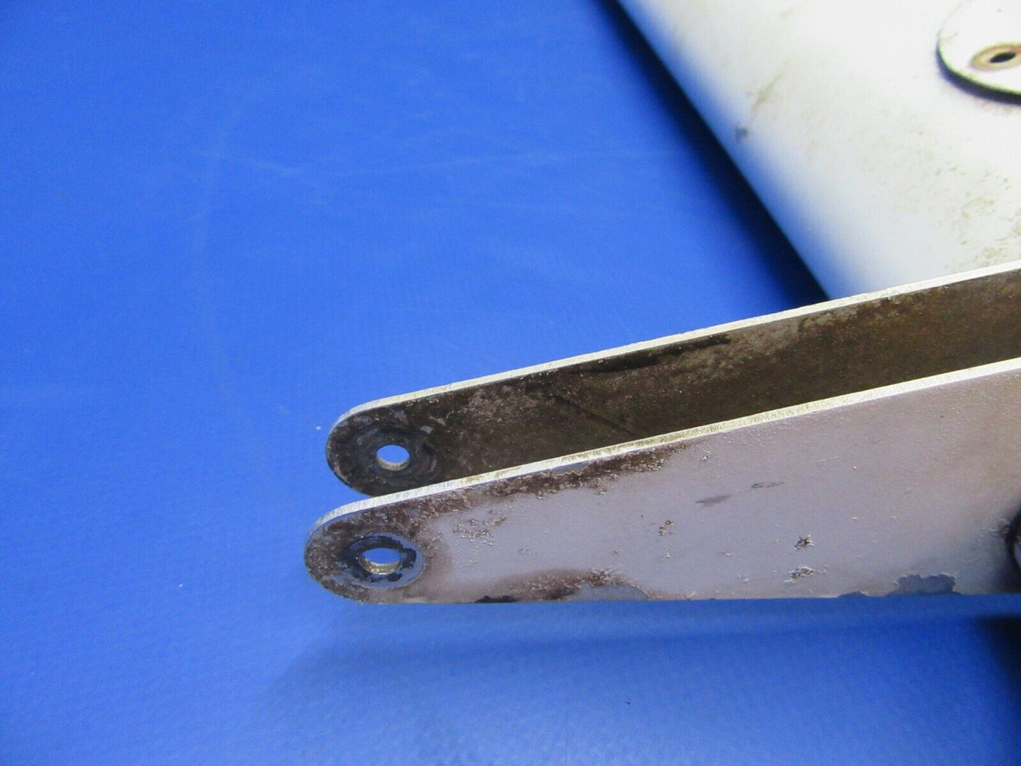 Cessna 150 / 152 RH Flap P/N 0426901-16 (1122-200)
