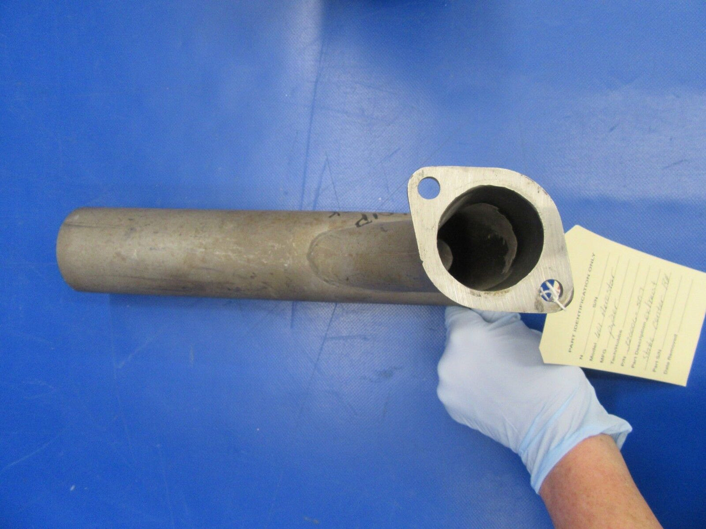 Piper 601 Aerostar Exhaust Stack Center RH P/N 320006-507 (1218-254)