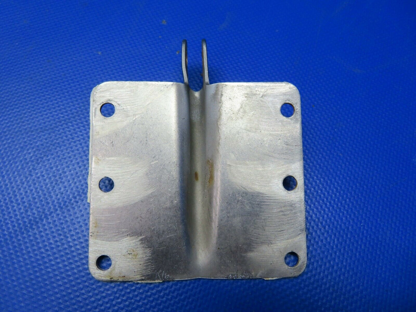 Piper PA-32RT-300 Lance Hinge Cabin Door AFT P/N 68174-000 (0521-784)