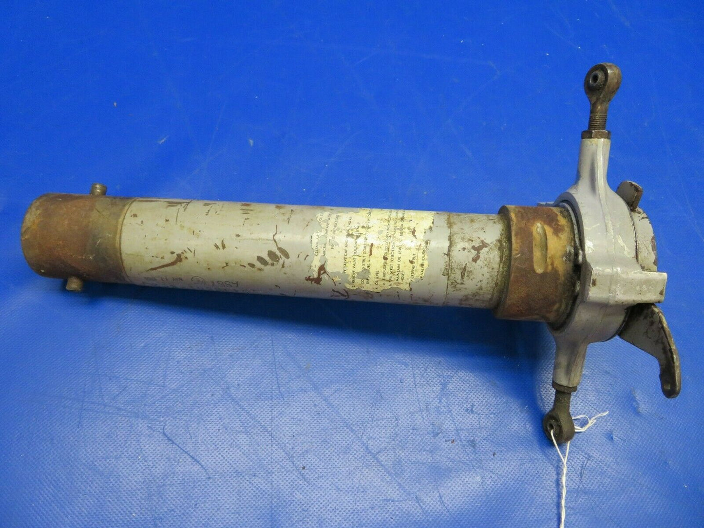 Cessna 150F Shock Strut Tube w/ Steering Arm P/N 0442501-802 (0520-478)