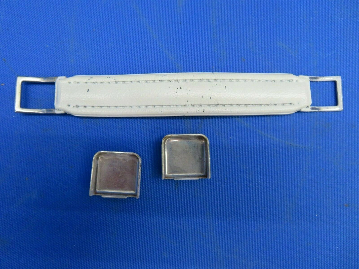 Rockwell Commander Handle Assist White 1735-354-383-321 (1020-45)