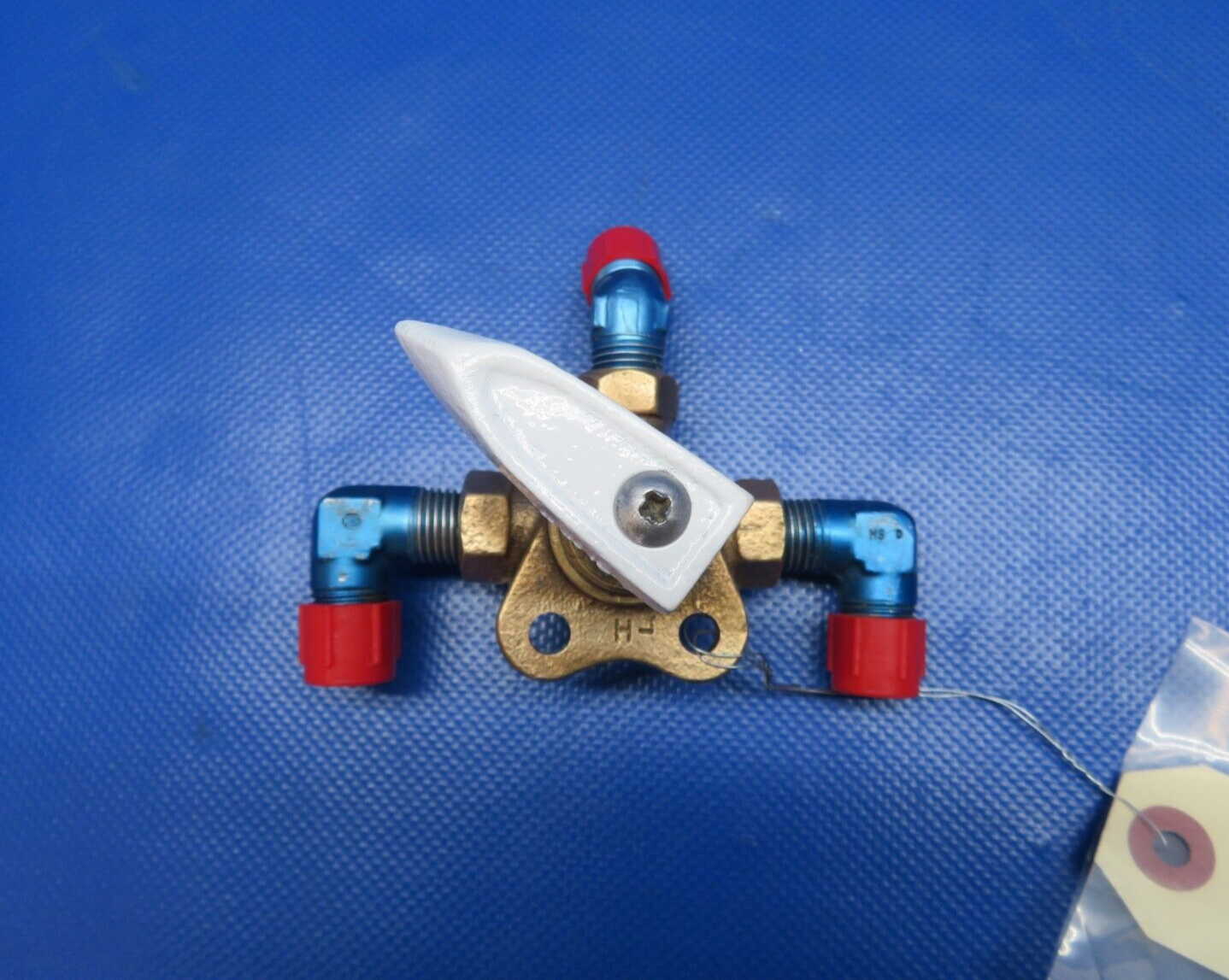 Grumman Yankee Trainer / TR-2 AA-1B Fuel Valve Assy P/N 40114-1 OH (0224-1447)