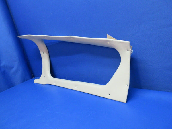 Beech 95-B55 Baron Window Molding Assy AFT Cabin RH P/N 96-534131-4 (0523-1108)